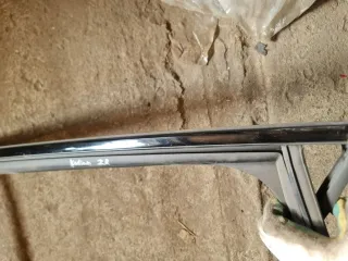 565839431e Молдинг стекла двери задней правой наружный Skoda Kodiaq Арт 57559598, вид 2