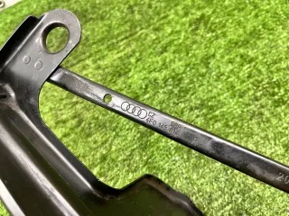 4F0145814 Кронштейн интеркулера Audi A6 C6 (S6,RS6) Арт 161657, вид 6