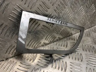 9608395277 Рамка фары противотуманной левой Citroen Xantia Арт 32111688316, вид 1