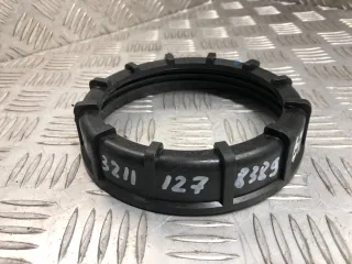 321201375A Гайка топливного насоса Audi A4 B5 2.4л i Арт 32111278389, вид 1