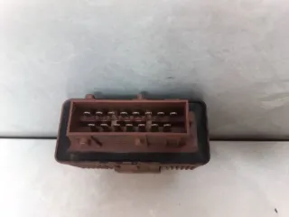  Реле бензонасоса Citroen C5 1 2.0л Арт 92471727, вид 3