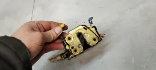  Замок двери передней левой Nissan Almera Tino Арт 92611392, вид 2