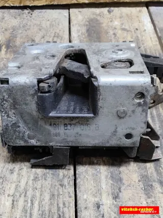 4A1837016B Замок двери передней правой Audi 100 C4 Арт 21406379, вид 6