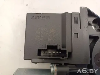 827303178R,910836200 Моторчик стеклоподъемника задний правый Renault Scenic 3 Арт 92637241, вид 2