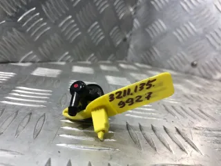  Форсунка омывателя заднего стекла Mazda 3 BK Арт 32111359927, вид 2