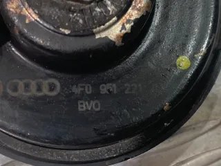 4F0951221A Сигнал (клаксон) Audi A6 C6 (S6,RS6) Арт 32111269763, вид 4
