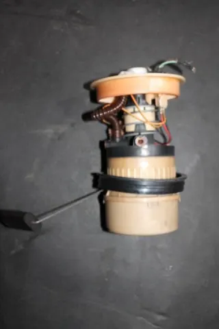 ZY081335XB насос топливный MAZDA MAZDA 3 BK Mazda 3 BK Арт 1106115, вид 3