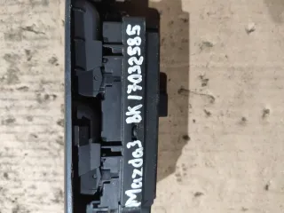  Блок управления стеклоподъемниками Mazda 3 BK Арт 92760839, вид 7