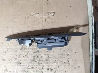  Блок управления стеклоподъемниками Mazda 3 BK Арт 92760839, вид 2