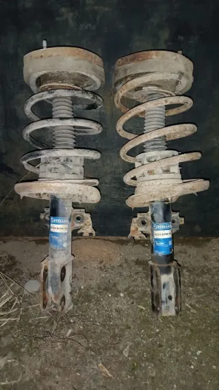  Стойка амортизатора передняя Renault Laguna 1 Арт 92800472, вид 1