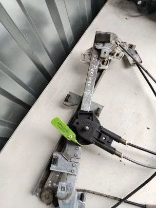  Стеклоподъемник левый передний Citroen Berlingo 1 Арт 01438535, вид 2