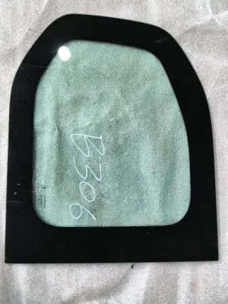  Стекло кузовное боковое правое Citroen Berlingo 3 Арт 88884160, вид 1