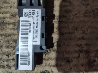 4B0959649 Датчик AirBag Volkswagen Phaeton Арт 92849608, вид 4
