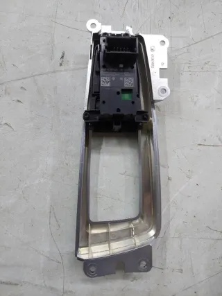 61319189064,9385029 Кнопка ручного тормоза (ручника) BMW 5 F10/F11/GT F07 Арт IVS01212, вид 3