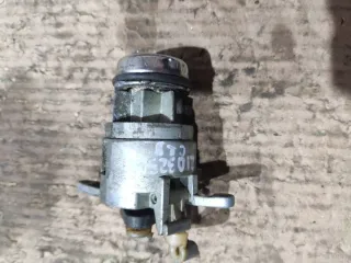  Кнопка открытия багажника Audi 100 C4 Арт 92947312, вид 2