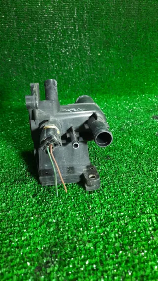 LF941517Z Фланец (тройник) системы охлаждения Mazda 3 BK Арт 284404_1, вид 9