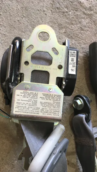  Ремень безопасности передний левый Mazda 3 BK Арт 173581, вид 3