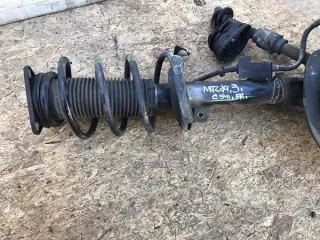  амортизатор подвески Mazda 3 BK Арт 93027697, вид 1