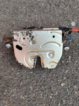 A2117400235 Замок крышки багажника Mercedes ML W164 Арт 93140529, вид 1