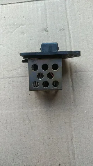  Реле вентилятора Citroen Xsara Picasso 2.0л Арт V103-89, вид 1