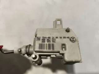 4B0862153 Замок лючка бензобака Audi A6 C5 (S6,RS6) Арт 93214943, вид 3