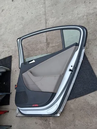  Дверь задняя правая Volkswagen Passat B6 Арт 93282069, вид 4