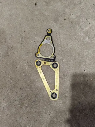 1754585, BK3Q6C073BA, BK3Q6C073AB Прокладка крышки ГРМ Ford Transit 4 2.2л Арт 1260, вид 1