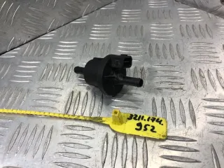  Клапан вентиляции топливного бака Kia Shuma 2 1.6л i Арт 3211174952, вид 1