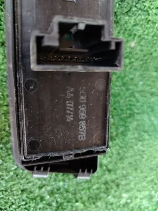 5G0959857B Блок управления стеклоподъемниками Volkswagen Golf 7 Арт 93515418, вид 3