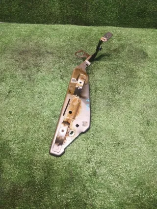 9801669280 Кронштейн крепления крыла переднего правого Citroen C4 Grand Picasso 2 restailing Арт 93577603, вид 3