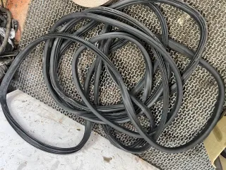  Уплотнитель двери задней правой Ford EcoSport Арт 93585977