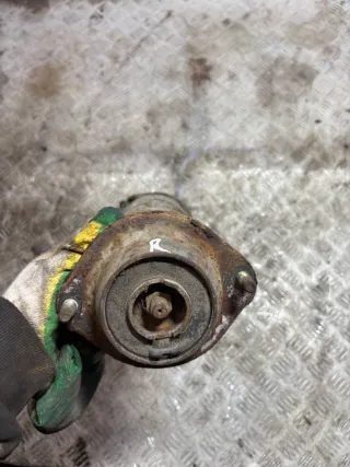  Стойка амортизатора переднего правого Mazda 121 2 Арт 93621124, вид 1