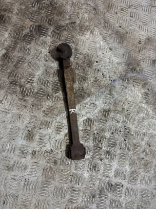  Рычаг передний правый Mazda 121 2 Арт 93621209, вид 1