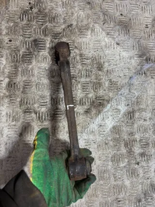  Рычаг передний левый Mazda 121 2 Арт 93621416, вид 1