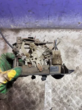  Блок управления печки / климат-контроля Mazda 121 2 Арт 93621419, вид 2