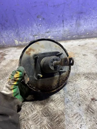  Вакуумный усилитель тормозов Mazda 121 2 Арт 93621447, вид 2