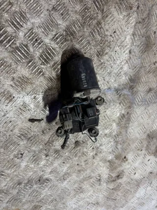 8491006384 Моторчик стеклоочистителя переднего Mazda 121 2 Арт 93621455, вид 1