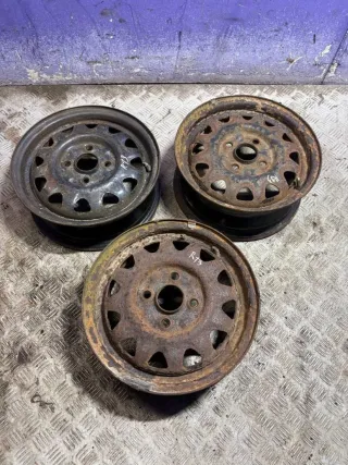  Штампованные диски Mazda 121 2 Арт 93621495, вид 1