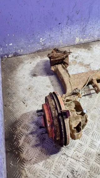  Балка подвески задняя  Mazda 121 2 Арт 93621658, вид 3