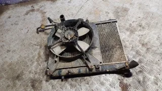  Радиатор основной Mazda 121 2 Арт 93622079, вид 2