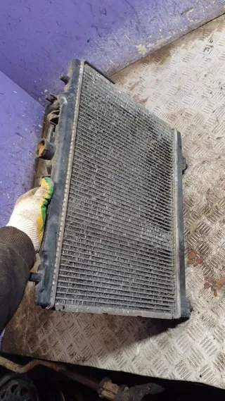  Радиатор основной Mazda 121 2 Арт 93622084, вид 1