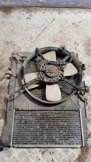  Вентилятор радиатора Mazda 121 2 Арт 93622086, вид 1