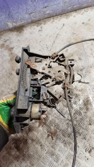  Блок управления печки / климат-контроля Mazda 121 2 Арт 93622088, вид 2