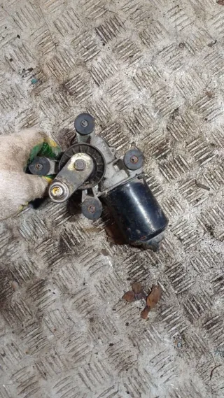  Моторчик стеклоочистителя переднего Mazda 121 2 Арт 93622104, вид 2