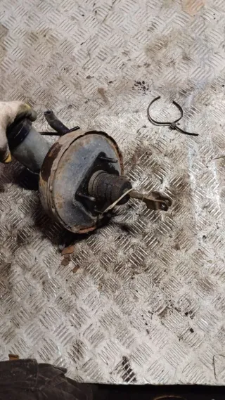  Вакуумный усилитель тормозов Mazda 121 2 Арт 93622109, вид 1