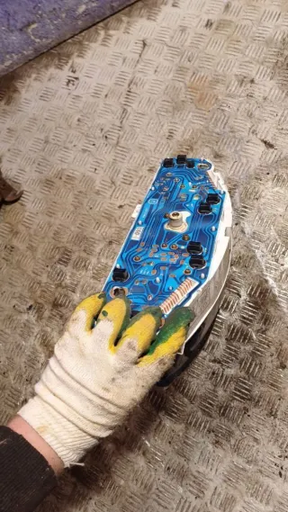  Щиток приборов (приборная панель) Mazda 121 2 Арт 93622122, вид 3