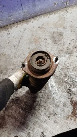  Стойка амортизатора переднего левого Mazda 121 2 Арт 93622125, вид 1