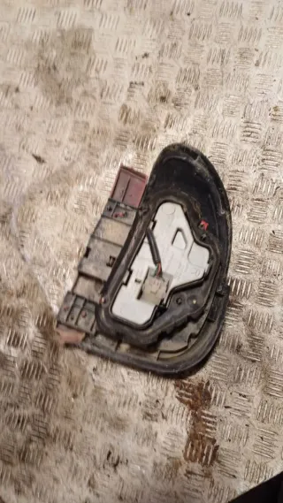  Фонарь задний правый Mazda 121 2 Арт 93622134, вид 2