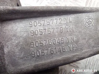 90539246,90575772,90575779,90576049,90576148 Подушка крепления двигателя Opel Zafira A Арт A24973_1, вид 4