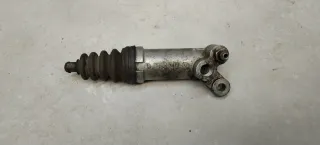 4A0721261 Цилиндр сцепления рабочий Audi 80 B4 Арт 93715218, вид 1